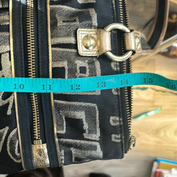 Coach Poppy Duo Black Story Block Tote and Wristlet - Picture 11 of 13